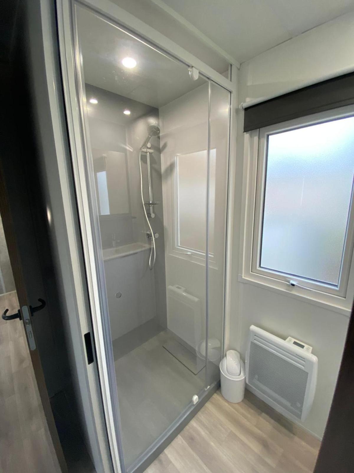 Mobil Home Familial Neuf De 2024 Pour 8 Personnes Valras-Plage Esterno foto